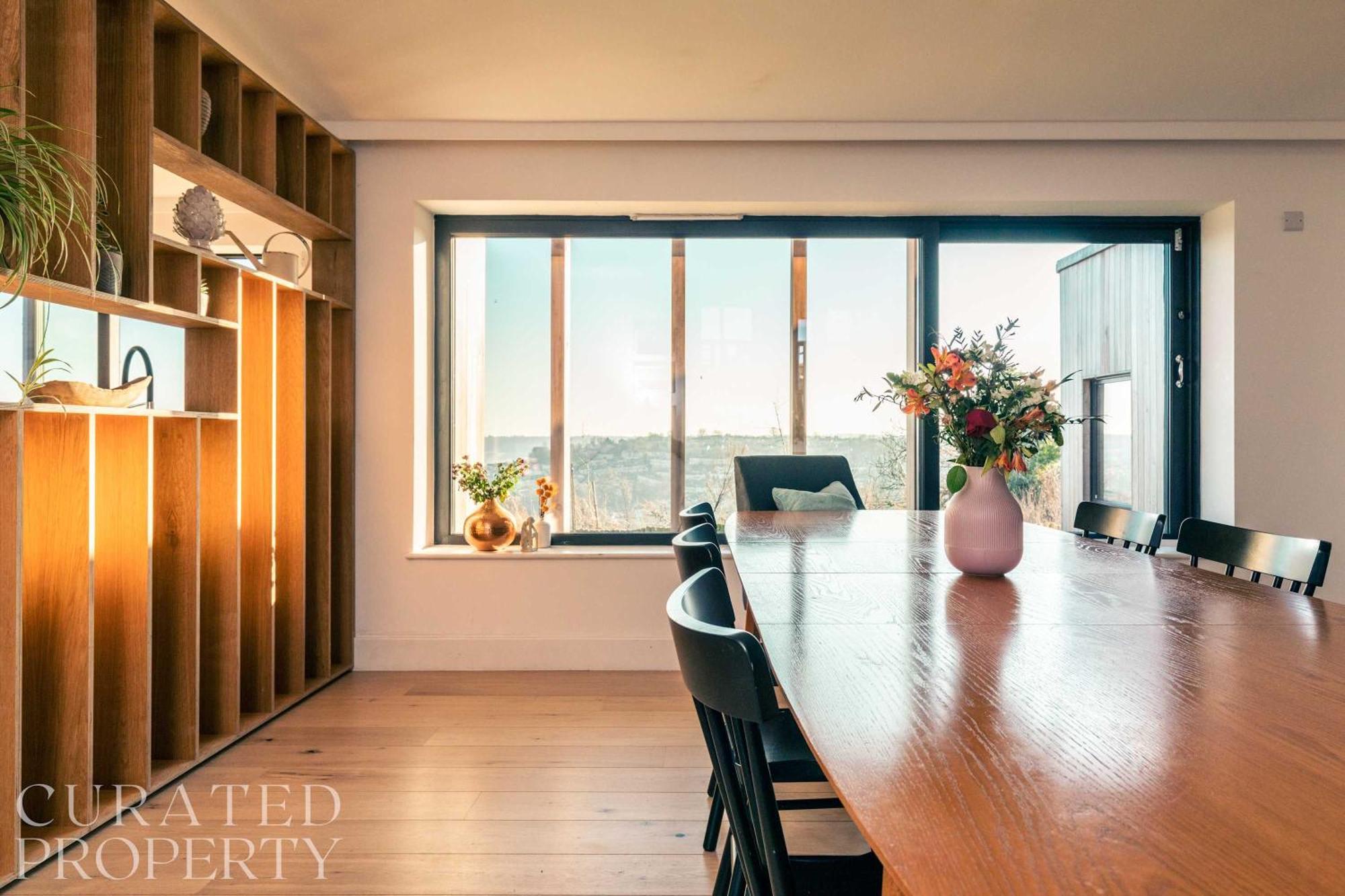 Stunning 5 Bedroom New Build With Amazing Views! Bath Exterior foto
