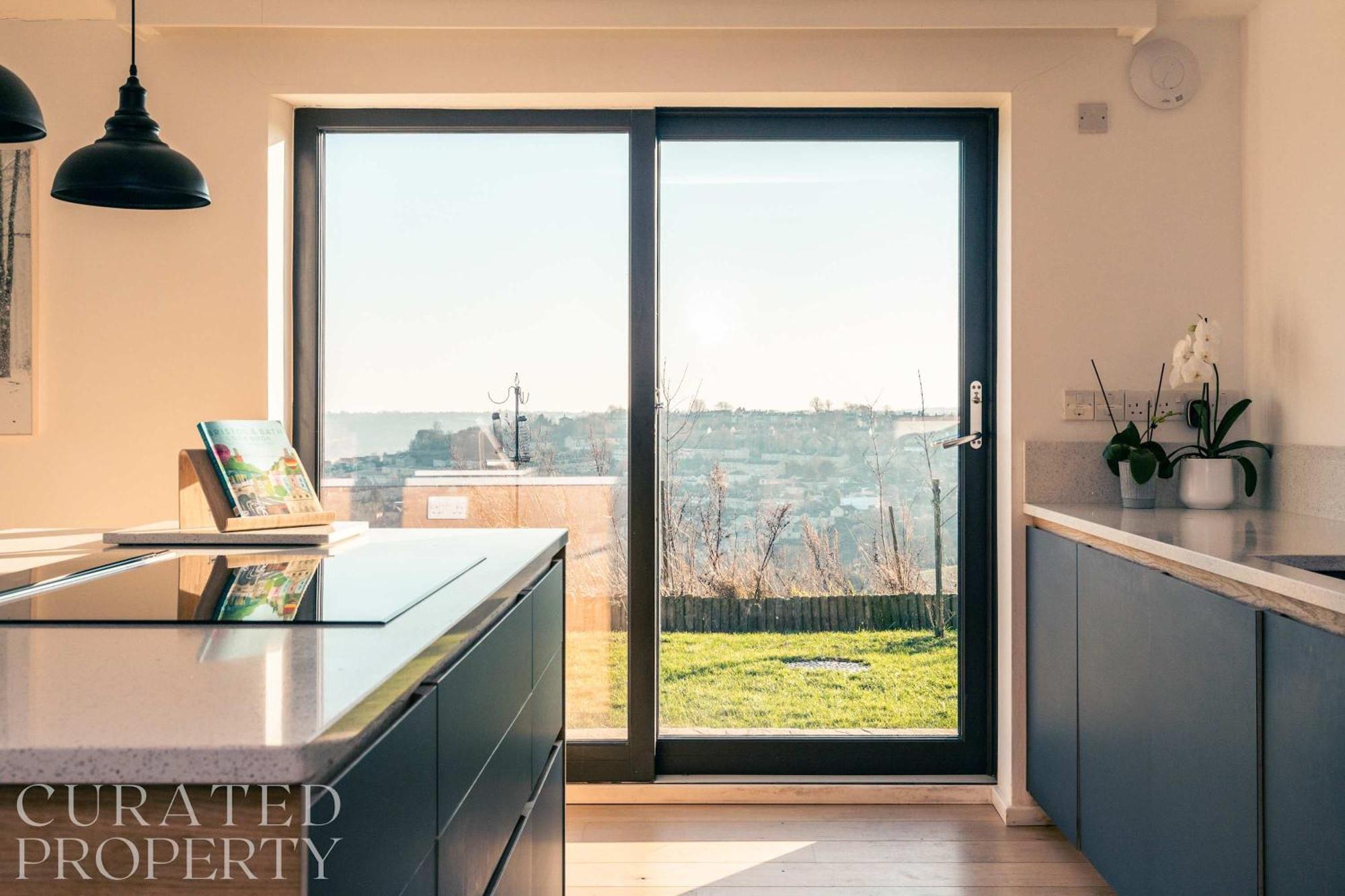 Stunning 5 Bedroom New Build With Amazing Views! Bath Exterior foto